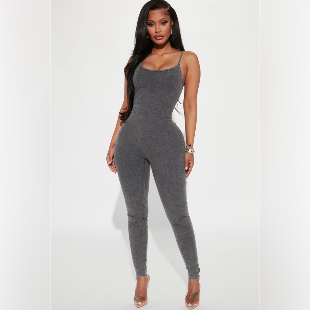 FASHION NOVA- Charcoal Gray Jumpsuit